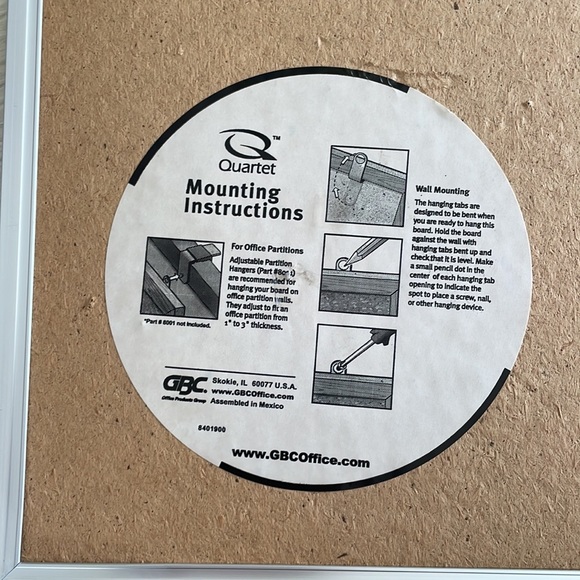 Small wall hanging bulletin board - Picture 10 of 16